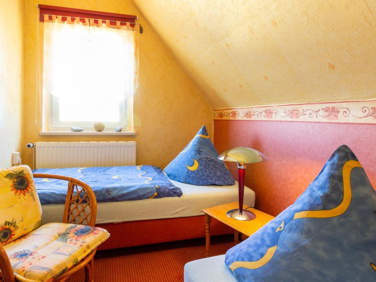 Ferienwohnung Familie Schmidt Берген-ауф-Рюген Екстер'єр фото